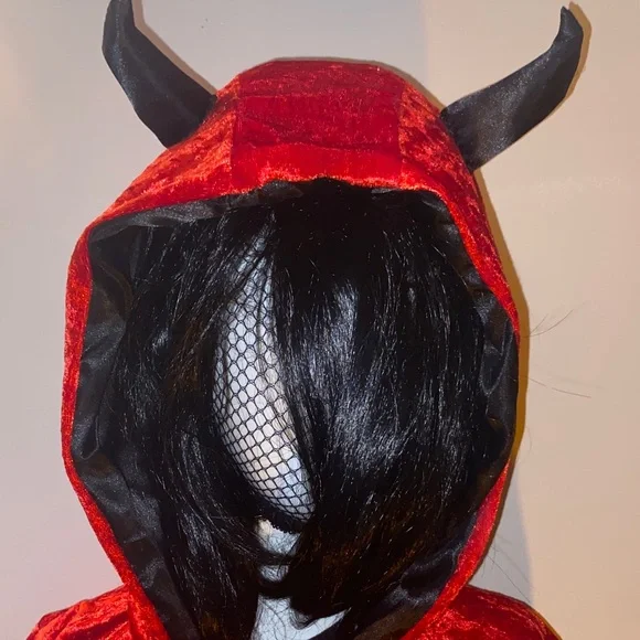 Red Devil Shrug - Picture 4 of 5